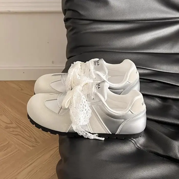 Baskets de style ballet pour femmes – Chaussures plates décontractées à nœud en dentelle