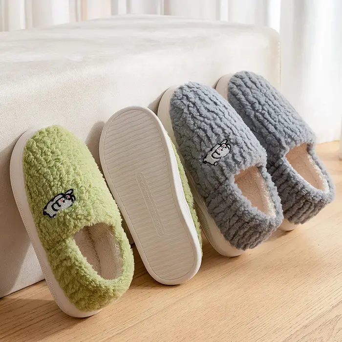 Pantoufles en coton pour femmes