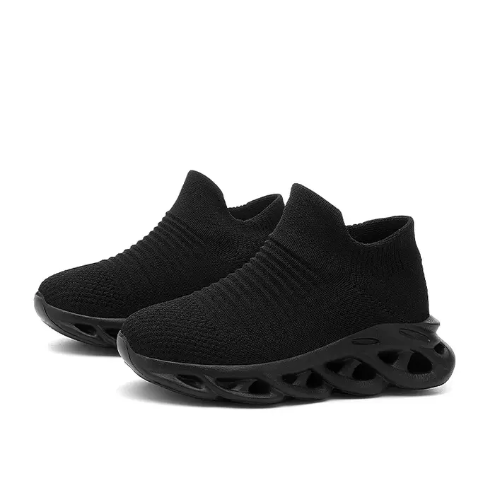 Chaussures pour garçons Printemps/Été 2025 Nouvelles chaussures de sport respirantes en maille pour