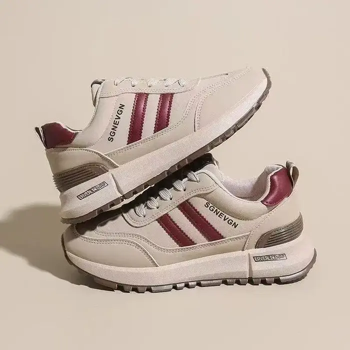 Baskets Femme 2026 – Nouvelles Chaussures Vulcanisées Tendance à Semelle Épaisse pour Femmes