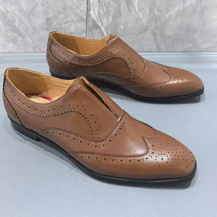 Chaussures Homme en Cuir Marron Neuf à Bout Carré