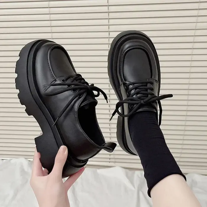 Nouvelles Chaussures Plates à Plateforme Noires Printemps 2025 pour Femmes