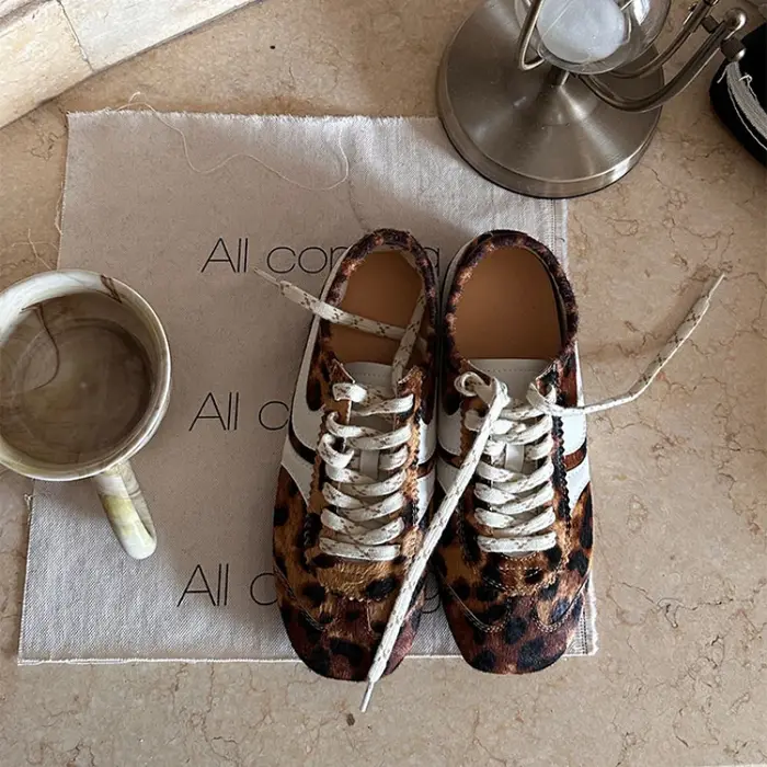 Chaussures de sport décontractées en cuir véritable pour femmes