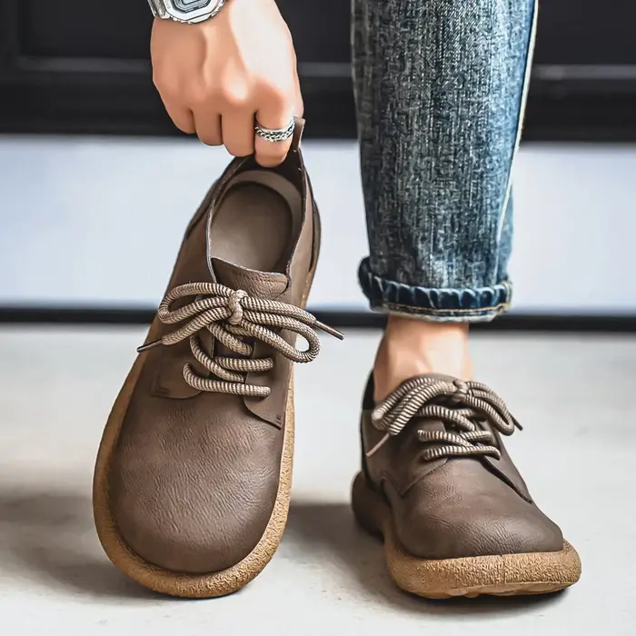 Chaussures pour hommes 2025 automne nouveau rétro à lacets