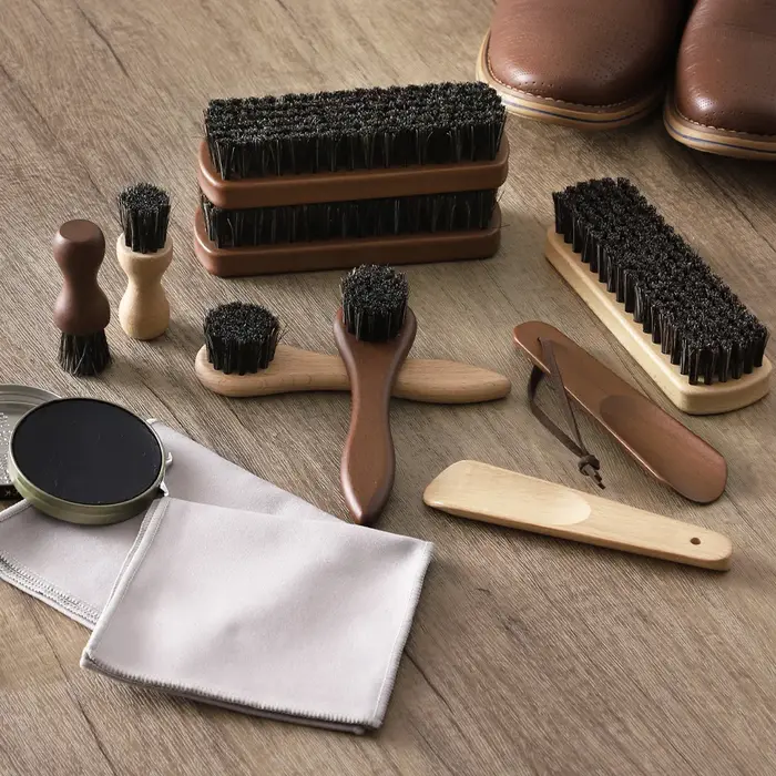 Kit de brillance de chaussures en crin de cheval 5 pièces-ensemble de soins de chaussures en cuir Portable avec brosse douce, tissu de polissage et corne à chaussures