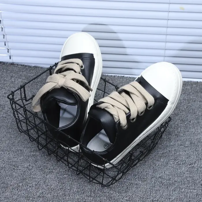 Chaussures simples en cuir pour adultes, chaussures décontractées en cuir PU pour hommes et femmes, chaussures de skate antidérapantes à lacets pour jeunes, chaussures classiques pour couples