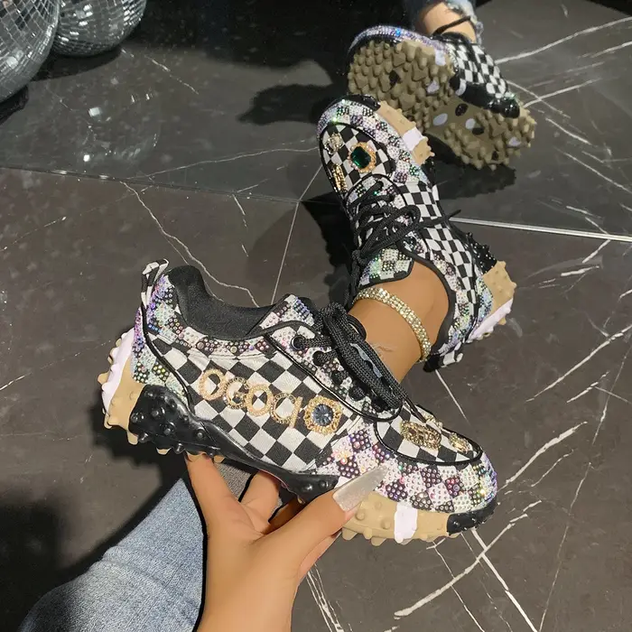 Femmes baskets chaussures de loisir à la mode strass luxe diamant chaussures femmes respirant Design
