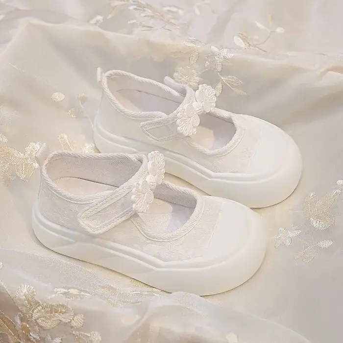 Chaussures décontractées en toile pour filles avec ornements mignons