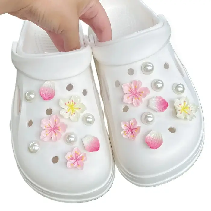 Breloques de chaussures tendance pour sabots à motifs créatifs (branches et fleurs)