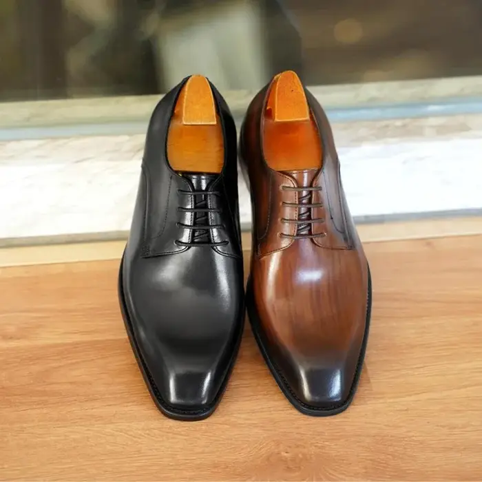 Chaussures habillées plates italiennes pour hommes
