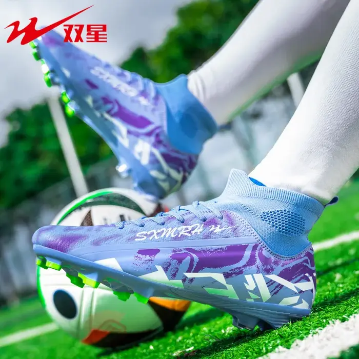 Nouvelles chaussures de football à tige basse pour hommes