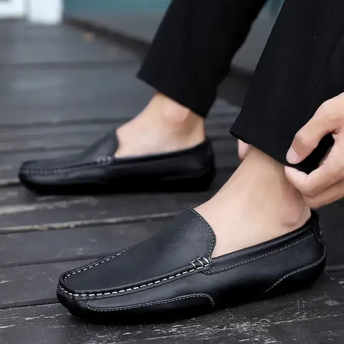 Nouvelles Mocassins en Cuir Respirantes pour Hommes – Chaussures Décontractées et Habillées Italiennes à Enfiler pour la Conduite