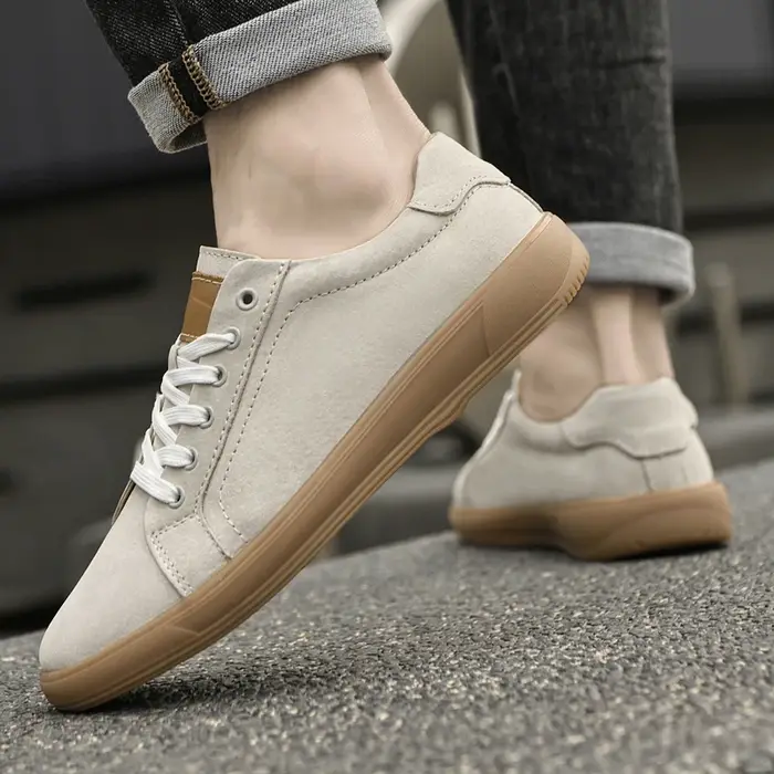 2025 en cuir véritable hommes chaussures vulcanisées mode décontracté