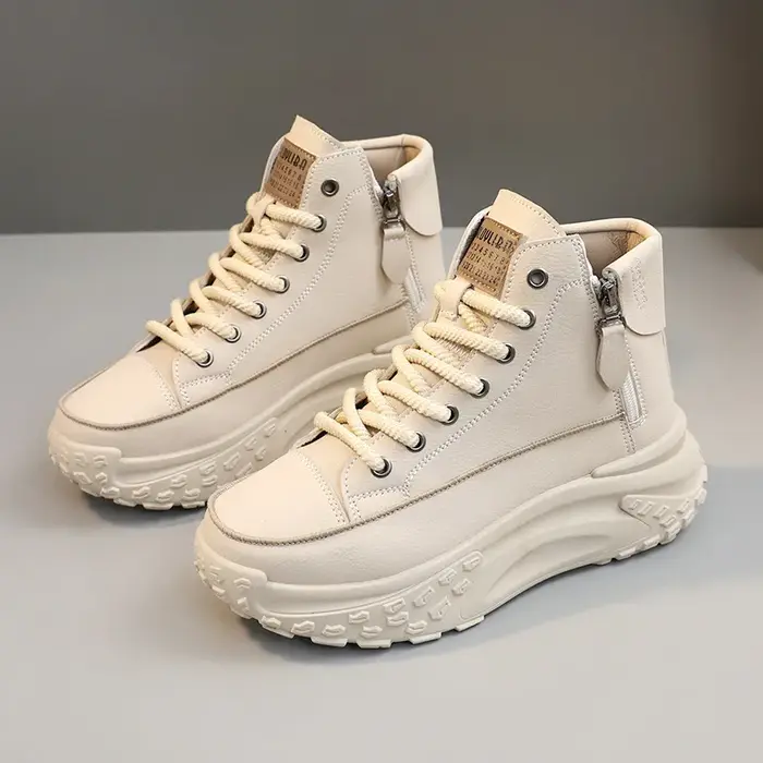 Chaussures montantes pour femmes