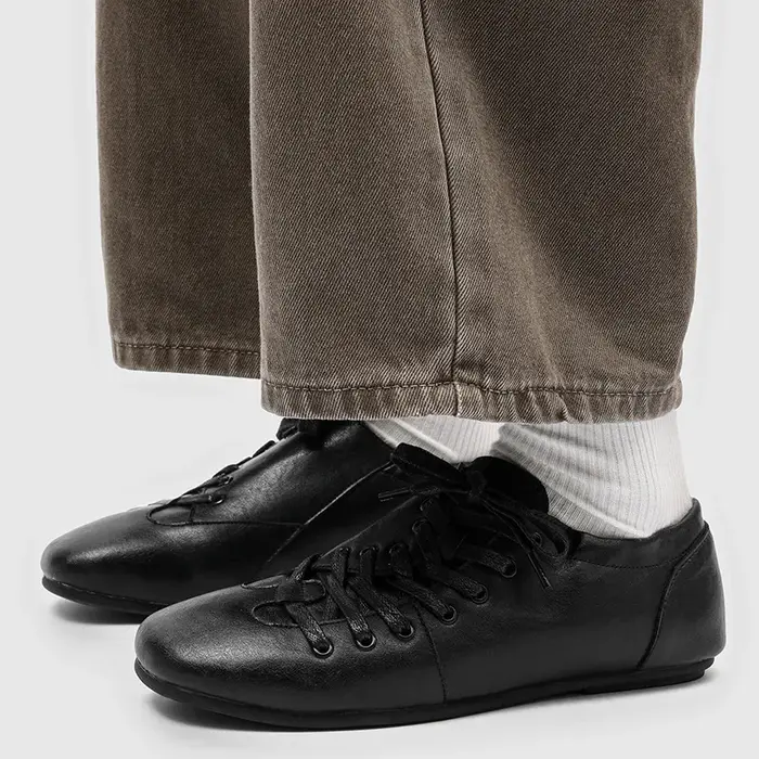 Chaussures à enfiler en cuir au Design français pour femmes