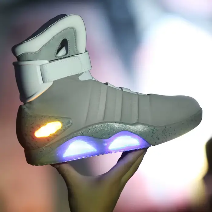 Chaussures de skateboard nouvelles bottes LED pour hommes