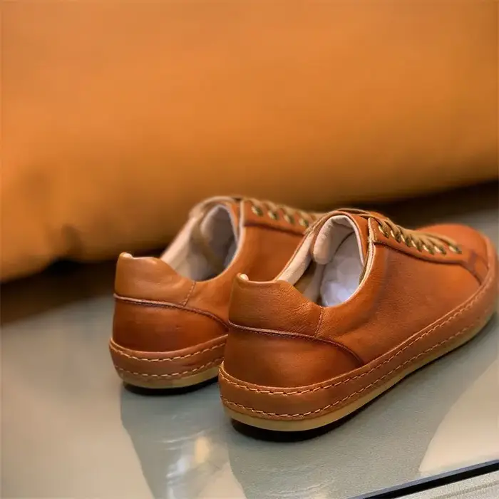Collection classique européenne 2025 Premium Vintage baskets en cuir véritable chaussures pour hommes décontractées d'affaires
