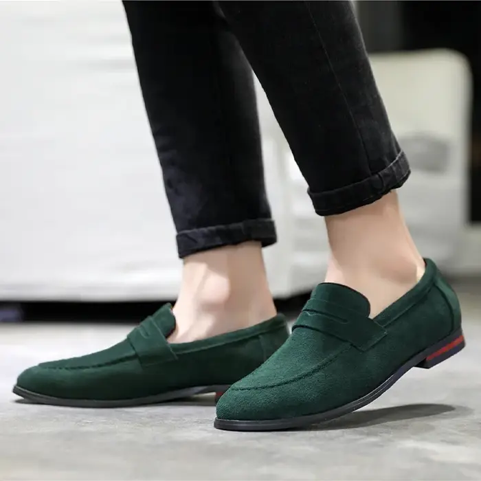 Chaussures décontractées pour hommes mocassins en daim mode sans lacet