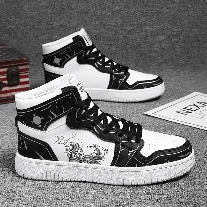 Baskets montantes en cuir plat pour hommes