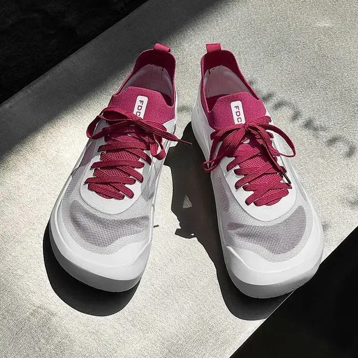 Chaussure de sport et de loisirs classique confortable et respirante, chaussure athlétique unisexe d'été pour la marche, chaussure de conduite à semelle plate