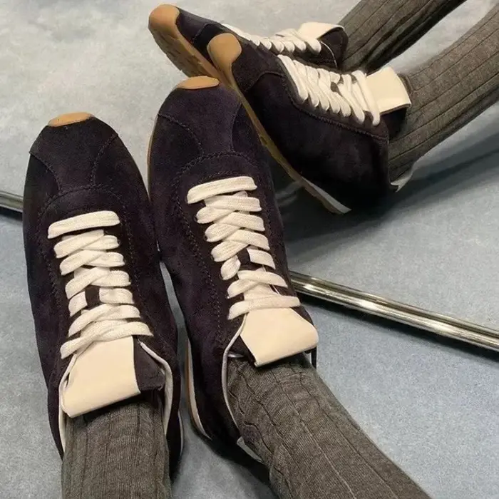 Chaussures de sport décontractées plates à lacets en cuir véritable pour femmes