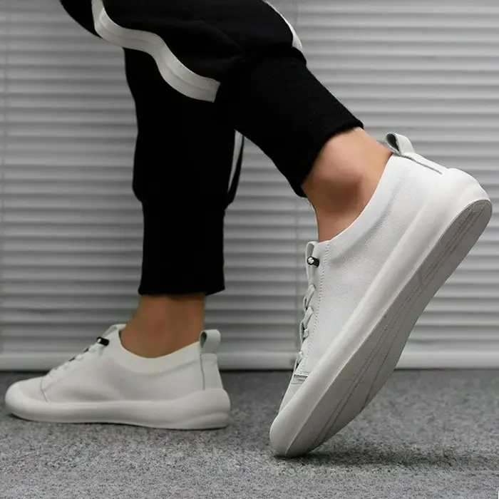 Baskets en cuir blanc pour hommes