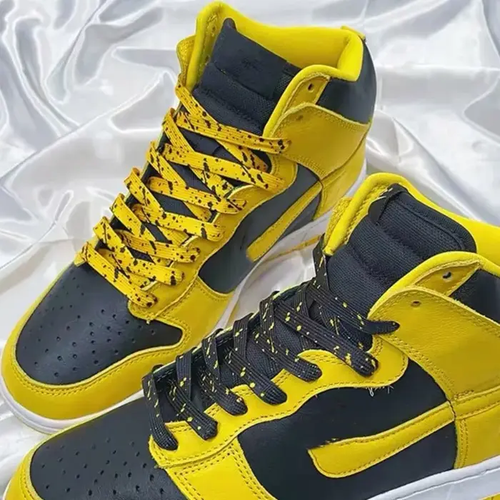 Lacets de chaussures de basket-ball peints à la main avec encre colorée