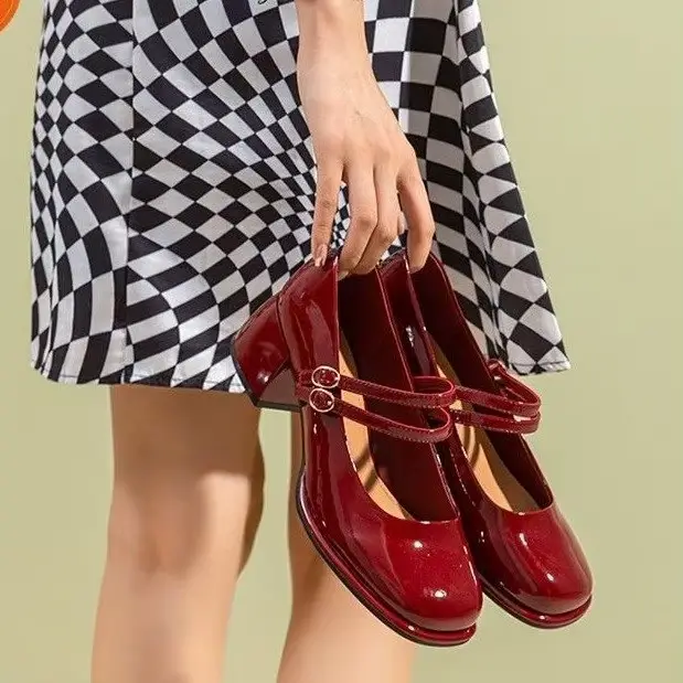 Chaussures Mary Jane à talons hauts rétro