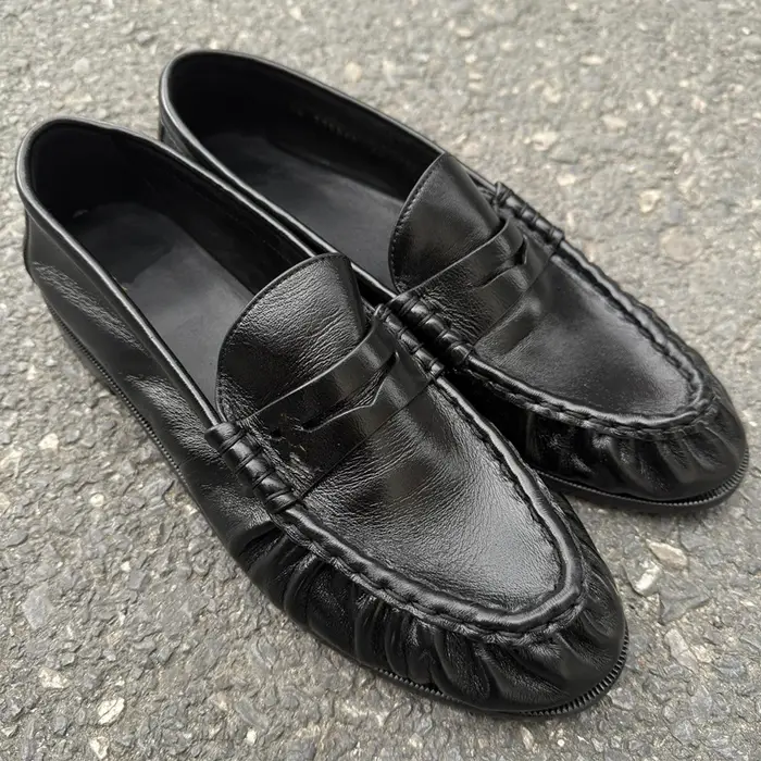 Mocassins au Design plissé rétro en cuir noir, chaussures simples à enfiler, semelle souple, chaussu