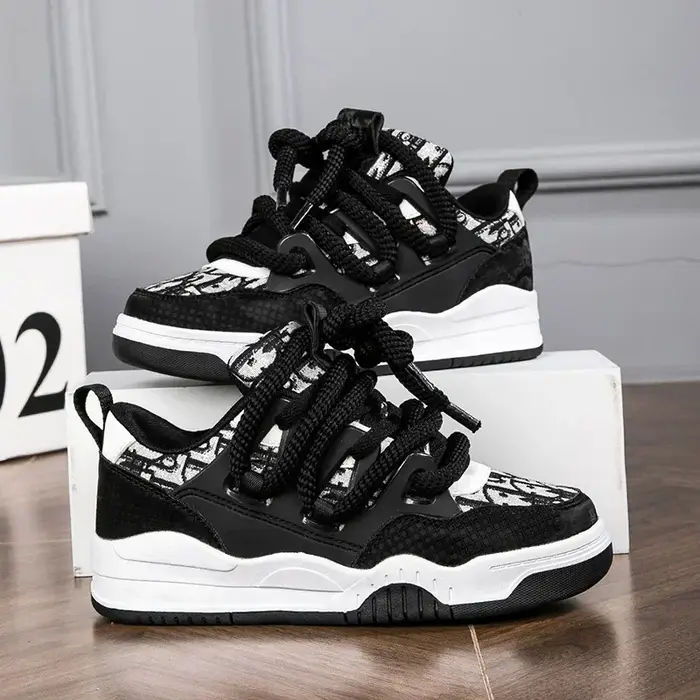 Taille 36-47 chaussures de marche de Style Couple à la mode nouvelles baskets pour hommes étudiants 
