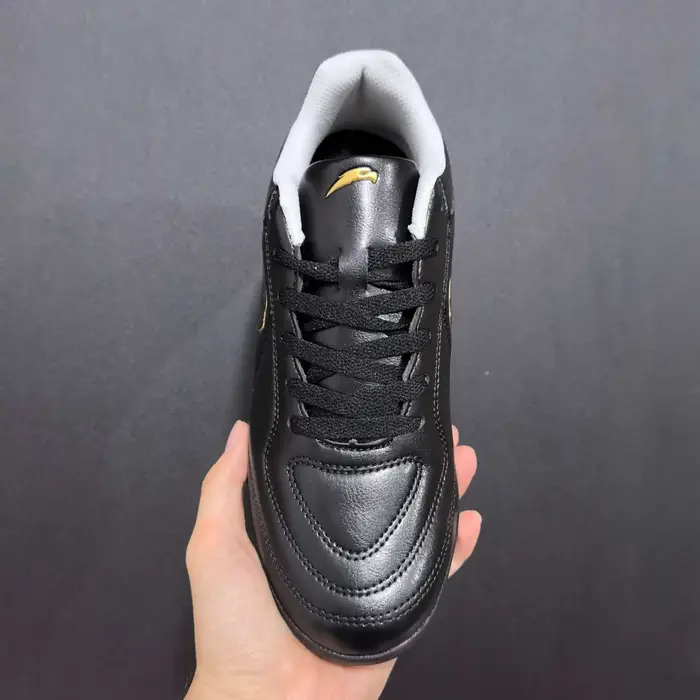 Chaussures de football IN Soprts, baskets de football, chaussures de futsal, bottes ultralégères, respirantes, pour entraînement en salle, livraison directe.