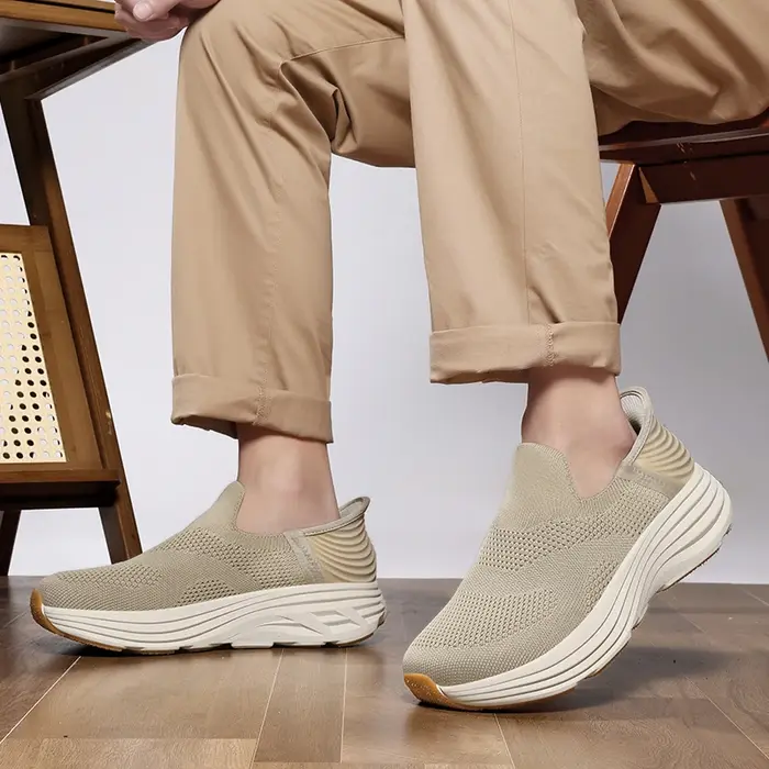 Chaussures à enfiler pour hommes