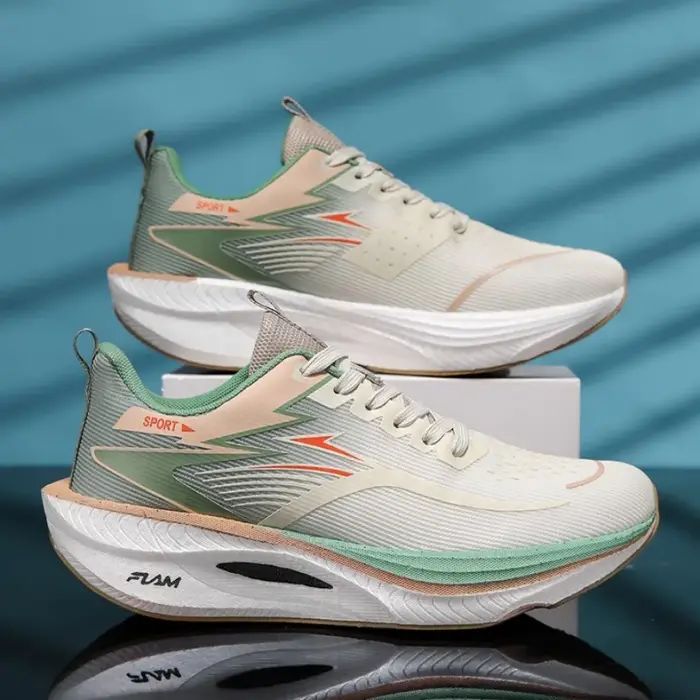 Chaussures de sport décontractées 2026 pour hommes, baskets respirantes légères en maille noire pour l'extérieur, chaussures de course athlétiques, chaussures de marche pour femmes