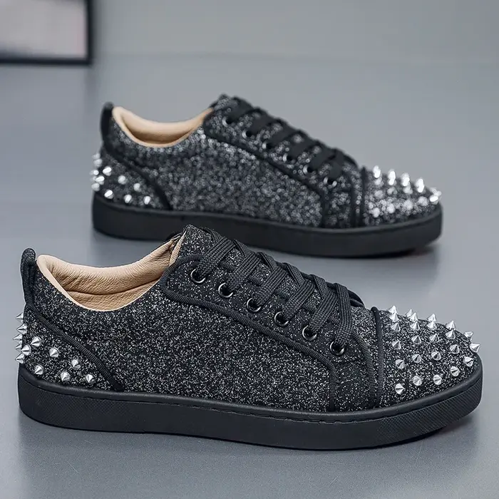 Nouvelle personnalité de rue chaussures de skate hommes tendance baskets rivets coniques décontracté