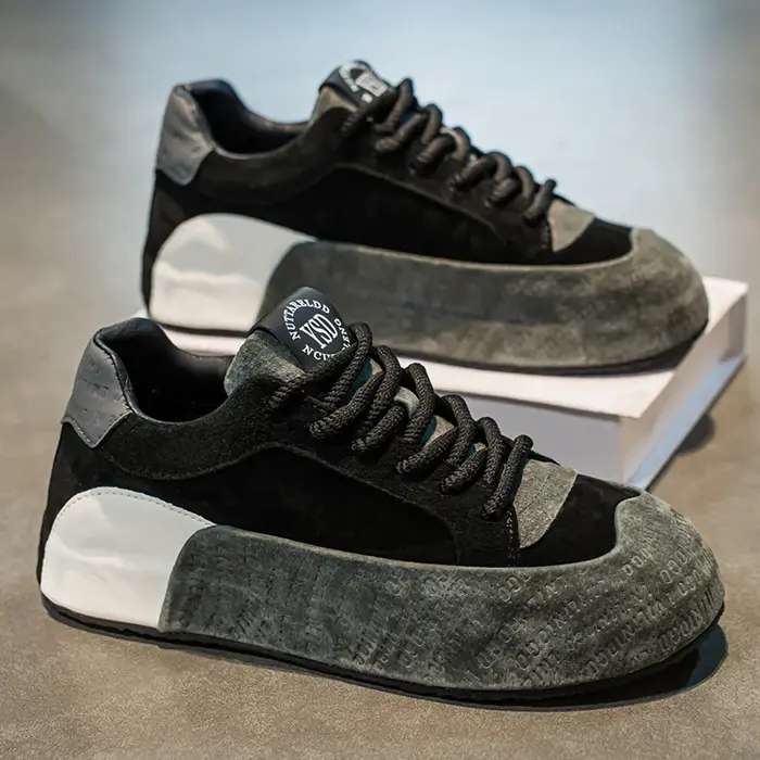 Chaussures de sport décontractées à semelles épaisses pour hommes