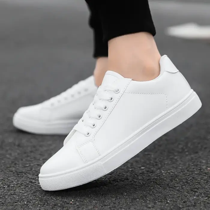Baskets Homme 2026 en Cuir – Chaussures Décontractées Plates pour Hommes