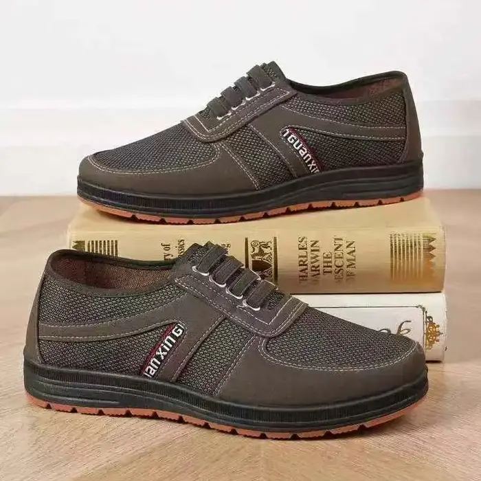 Chaussures à enfiler à quatre nervures pour hommes