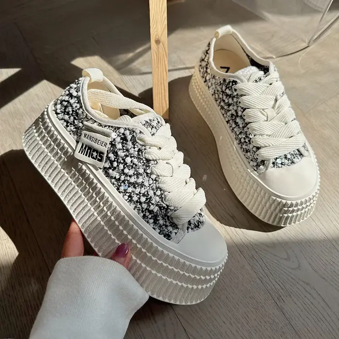 Nouveau Air Mesh blanc chaussures brillant paillettes femmes décontracté à semelles épaisses