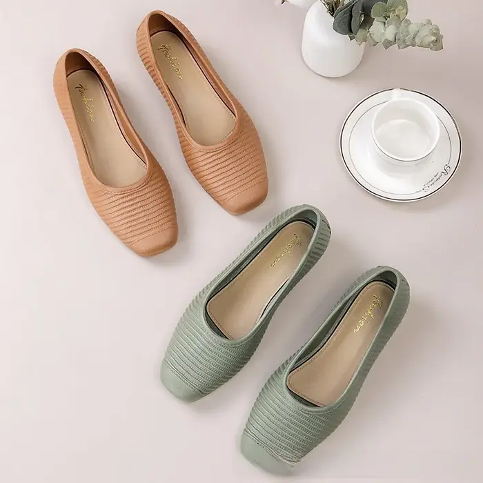 Chaussures décontractées à enfiler pour femmes