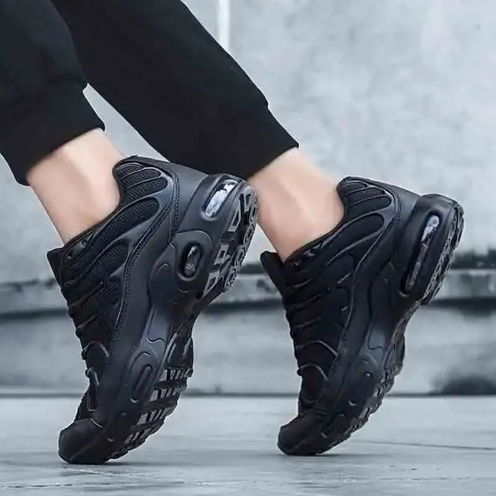 Grands chaussures hommes baskets