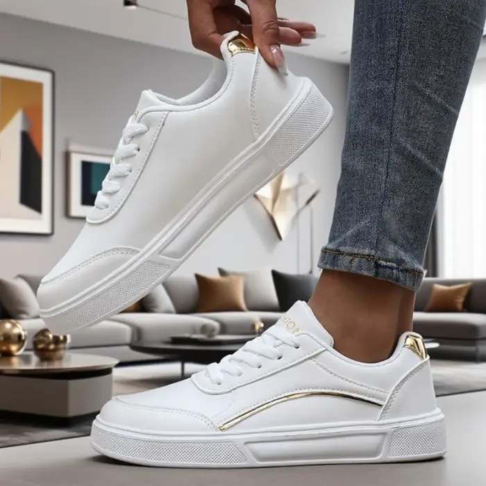 Baskets basses blanches élégantes pour femmes, légères, respirantes, tendance, pratiques, chaussures décontractées, esthétique tendance, chaussures de course