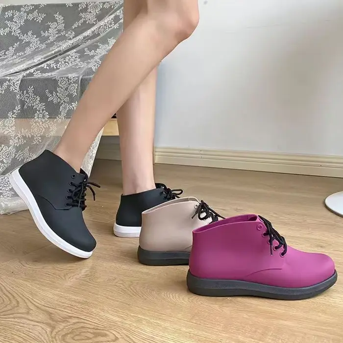 Bottes de pluie imperméables en PVC pour femmes
