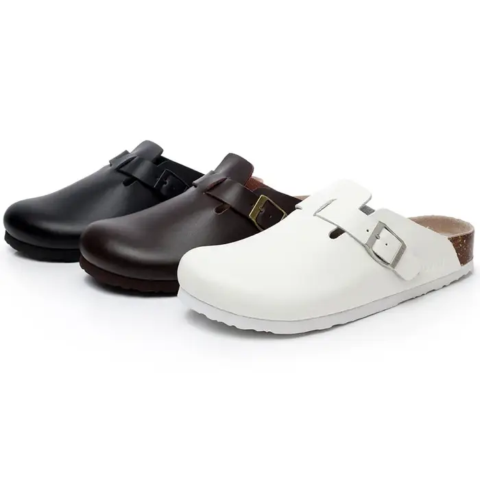 Pantoufles en cuir PU pour hommes et femmes