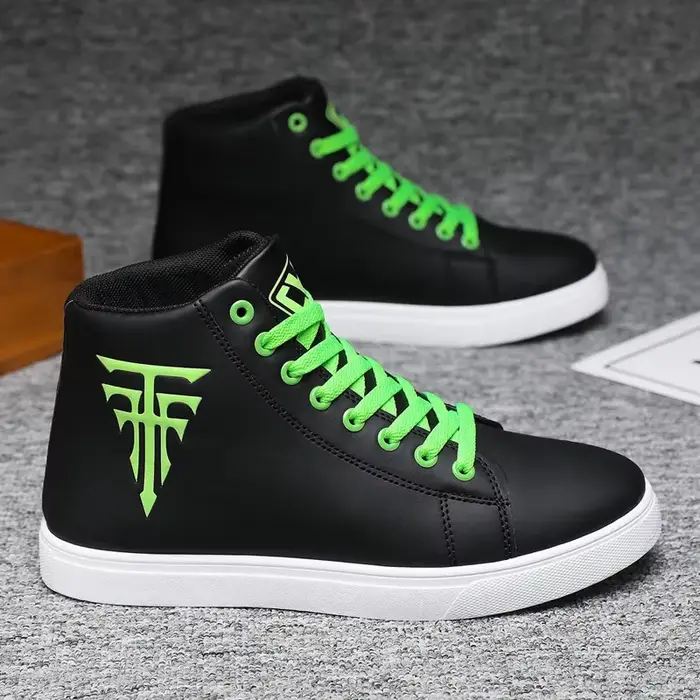 Baskets blanches haut hommes chaussures vulcanisées chaussures de loisir à la mode chaussure de course en plein air antidérapant à lacets hommes chaussures Tenis Hombres