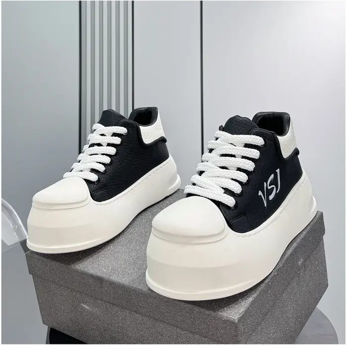 Chaussures pour hommes mode hommes baskets 2026 automne nouvelle marque Design confortable à semelles souples hommes chaussures de course Tenis Masculino
