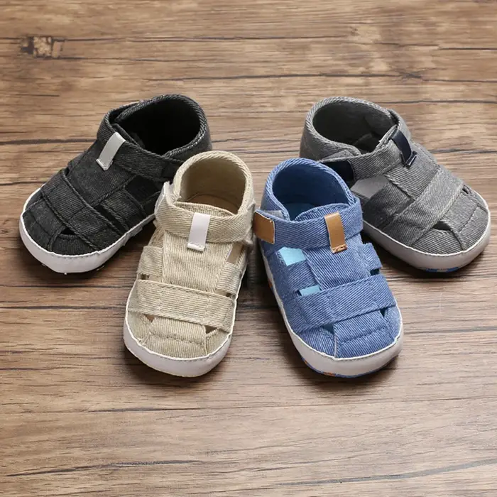 Chaussures en toile coordonnantes à semelle souple pour bébé garçon et fille