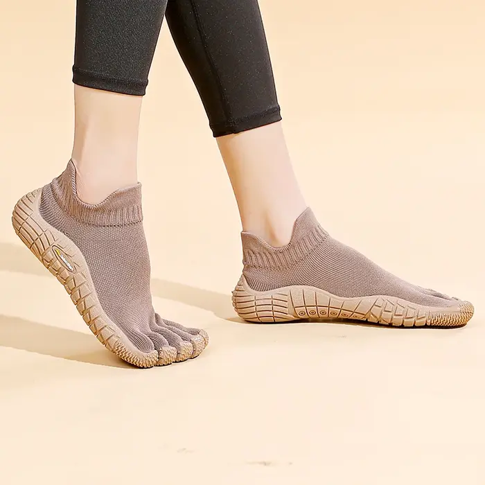 Chaussures à cinq doigts