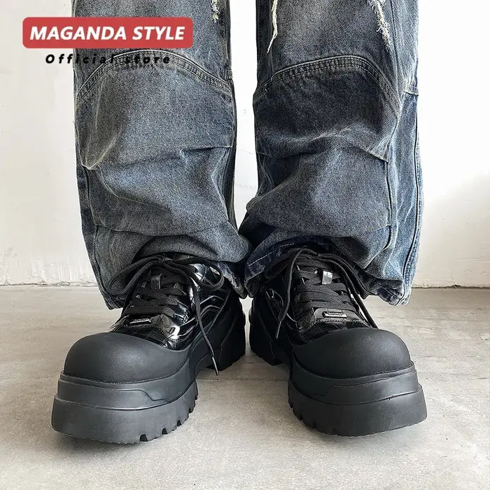 Chaussures de papa pour hommes, nouveau style, rehaussantes, à rivets, rétro, à semelle éponge large, en cuir véritable, chaussures de montagne