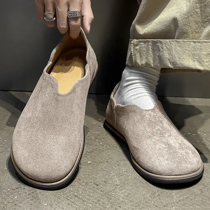 Nouvelles chaussures plates pour hommes, confortables et de haute qualité, style décontracté, travail, bureau, confortables, marche en plein air, polyvalentes