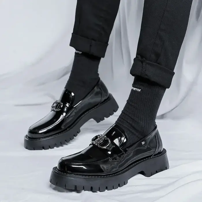 Chaussures habillées à la mode pour hommes